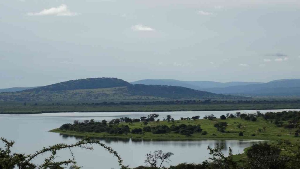 lake_rwanyakazinga